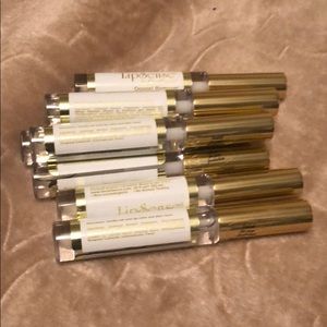 LipSense Oops Remover